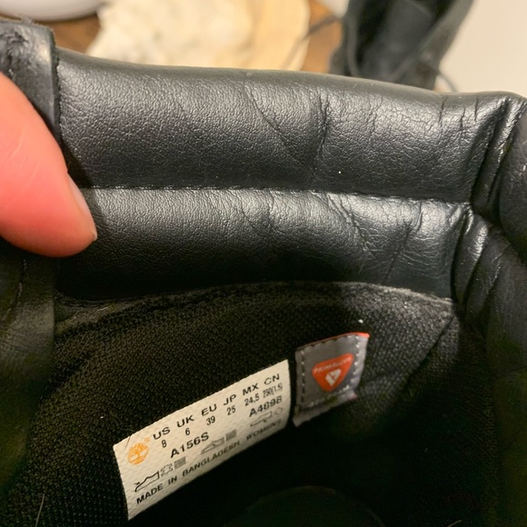 Timberland Boots - Picture 6 of 7